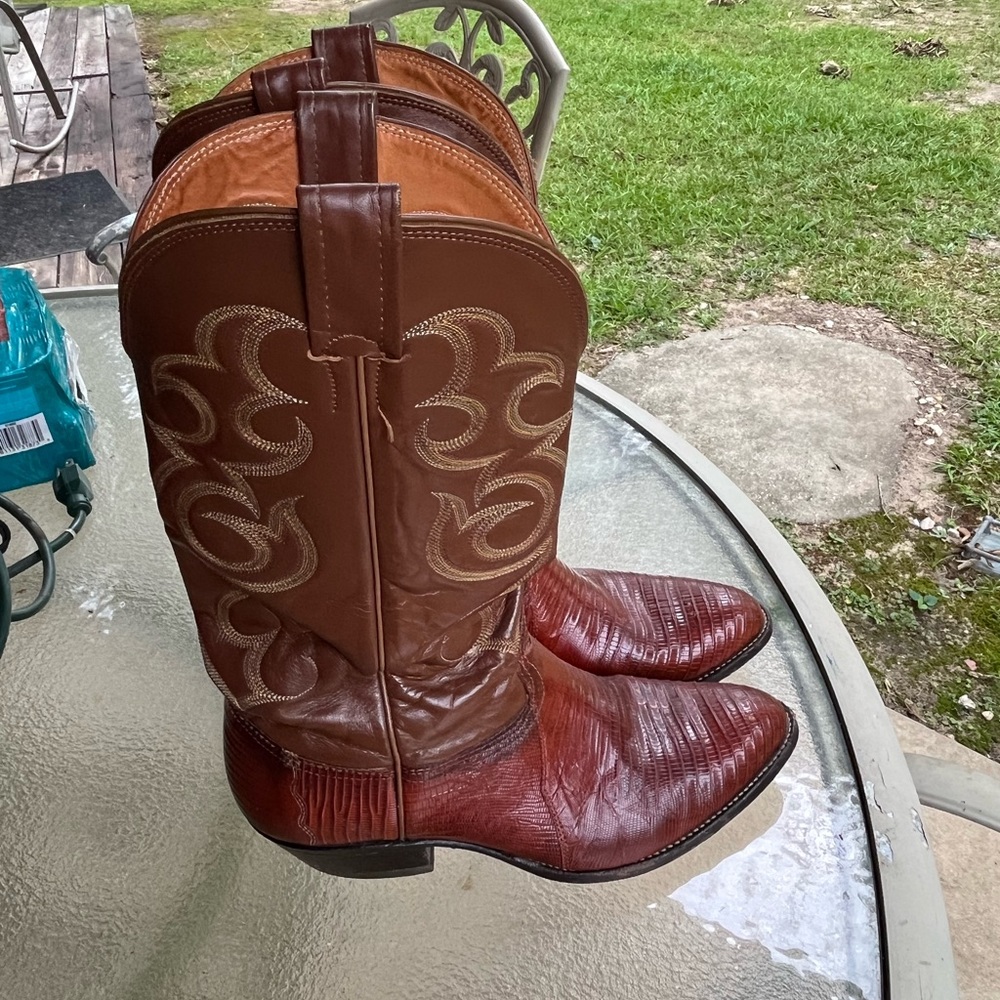 Men’s Nocona Boots
